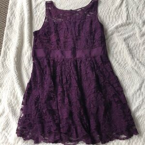 BB Dakota Maroon Lace Dress